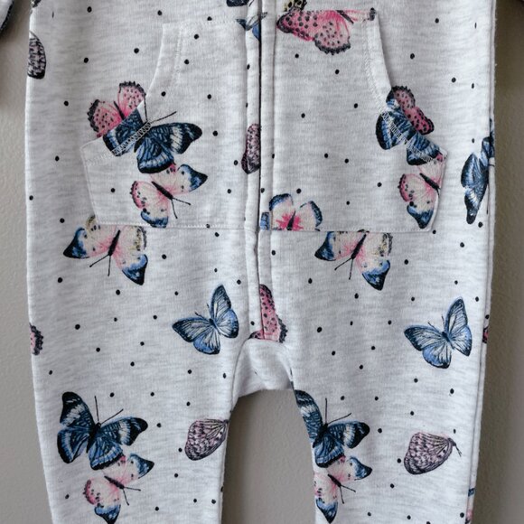 5 for $10 H&M pyjama 4-6m one piece nay girl sleeper - Picture 6 of 8